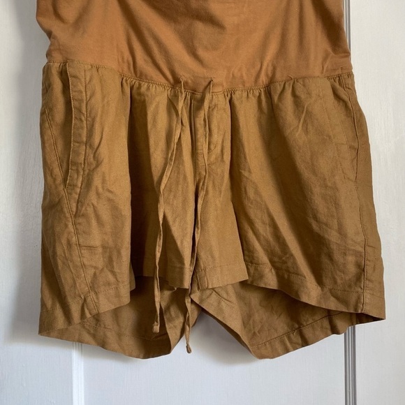 NWOT Maternity RollOver Waist Linen Shorts- large - Picture 3 of 5